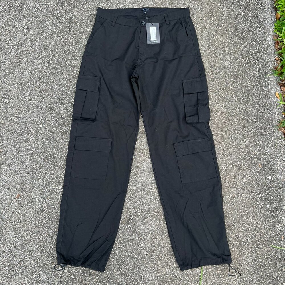 COPY - boohooMan Fixed Waist Oversized Ripstop Cargo Trouser, Black Mens 36